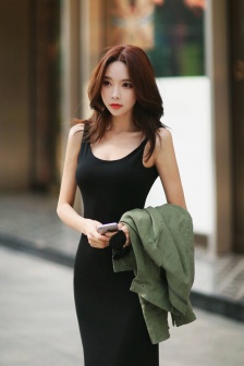 《出轨的女人》未删减